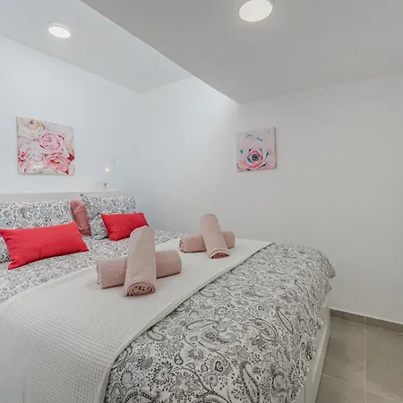 Sea View Casa Blanca F10 *