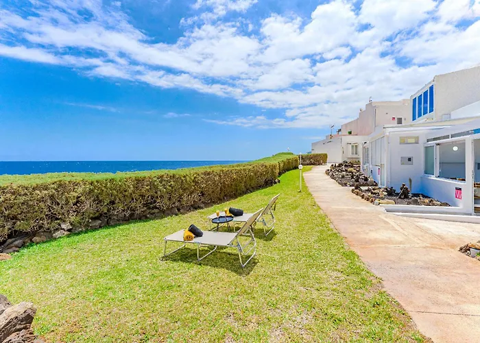 Sea View Casa Blanca F10 * Arico