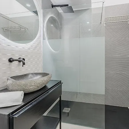 Apartment Sea View Casa Blanca F10 *